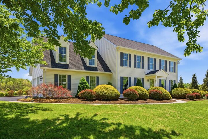 Property Photo:  1305 Red Hawk Run  VA 24073 
