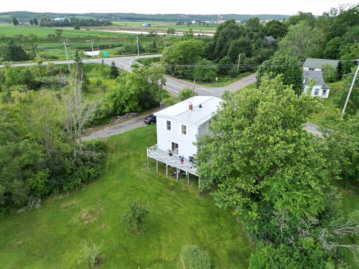 Property Photo: 2059 224 Highway NS B0N 2H0