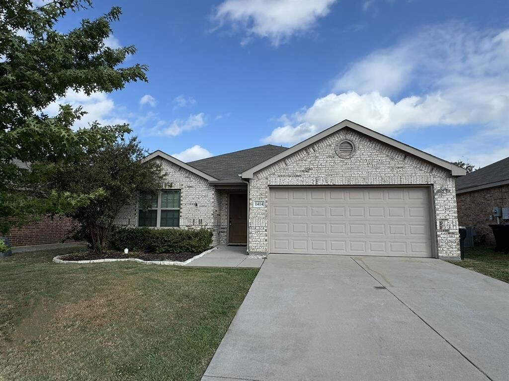 Property Photo: 1414 Thibodaux Drive TX 75402