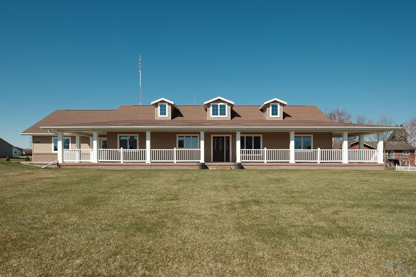 Property Photo:  1905 4th Avenue SE  IA 51250 