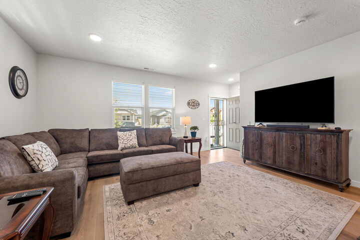 Property Photo:  3734 SW Lava Place  OR 97756 