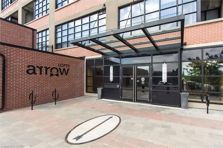 Property Photo:  112 Benton Street S 317  ON N2G 3H6 
