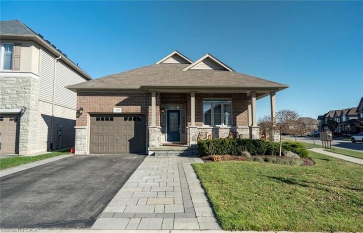 Property Photo:  219 Falconridge Drive  ON N2K 0B6 