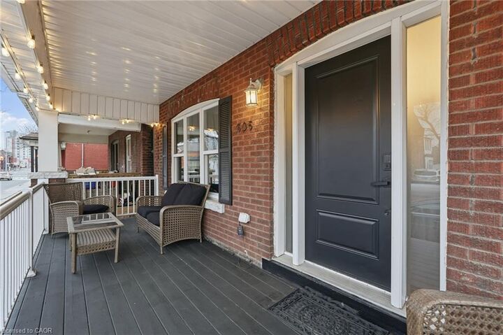 Property Photo:  305 Cannon Street E  ON L8L 2B7 