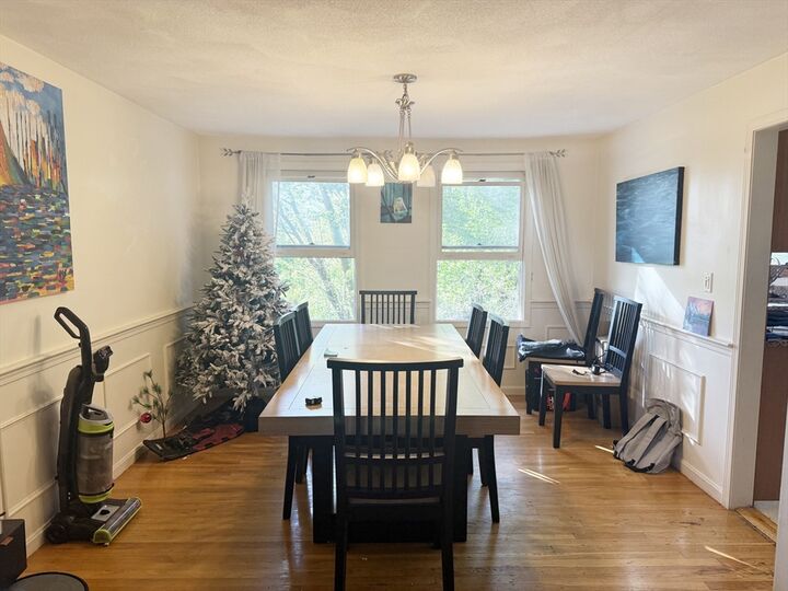 Property Photo:  14 Kings Ct. 14  MA 02474 