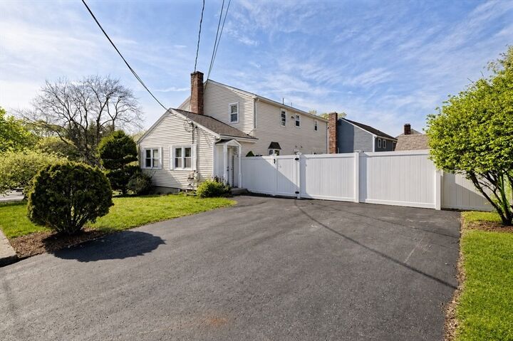 Property Photo:  11 Pitt Rd  MA 01701 