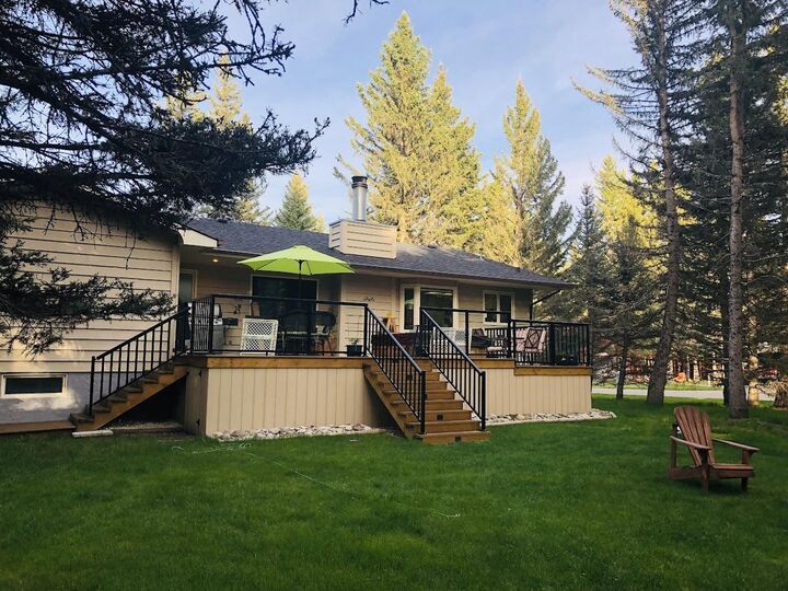 Property Photo:  Wolf Drive 63  AB T3Z 1A3 