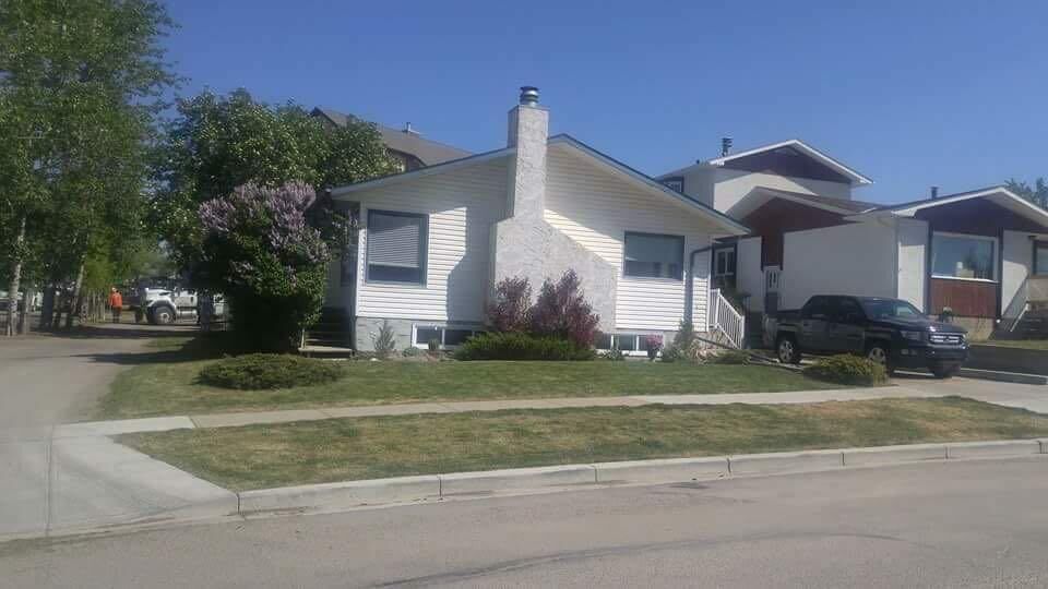Photo de la propriété: 5424 51 Avenue AB T4T 1E8