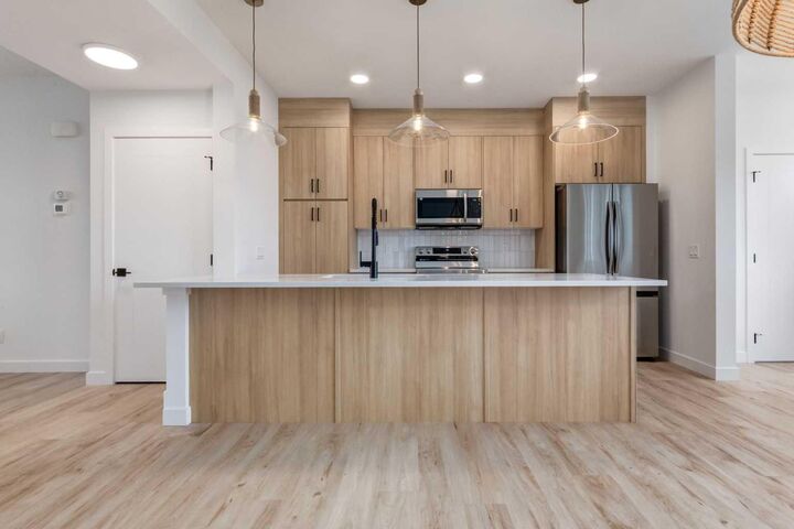 Property Photo:  223 Sora Boulevard SE  AB T3S 0V4 