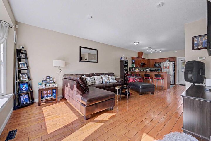 Property Photo:  2005 Luxstone Boulevard SW 402  AB T4B 3J9 