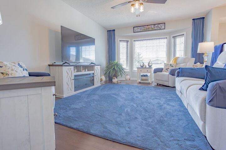 Property Photo:  945 22 Street  AB T9W 1T8 