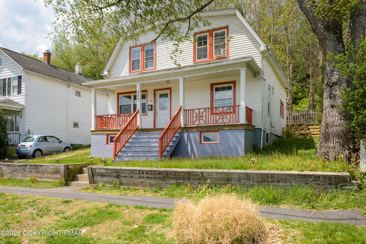 Property Photo:  117 7th Street  PA 18447 