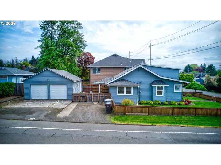 Property Photo:  2691 Lancaster St  OR 97068 