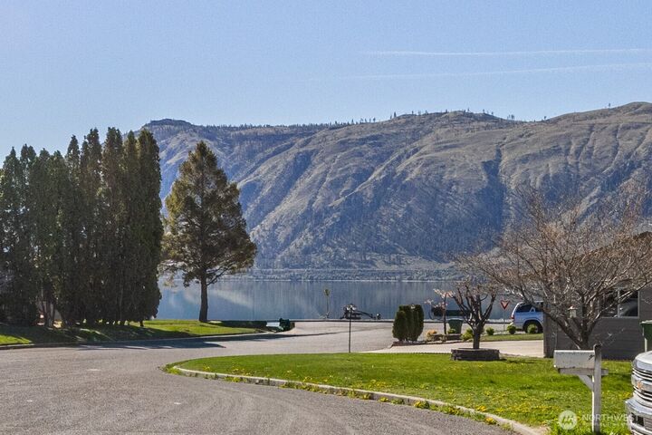 Property Photo:  928  Selkirk Place  WA 98812 