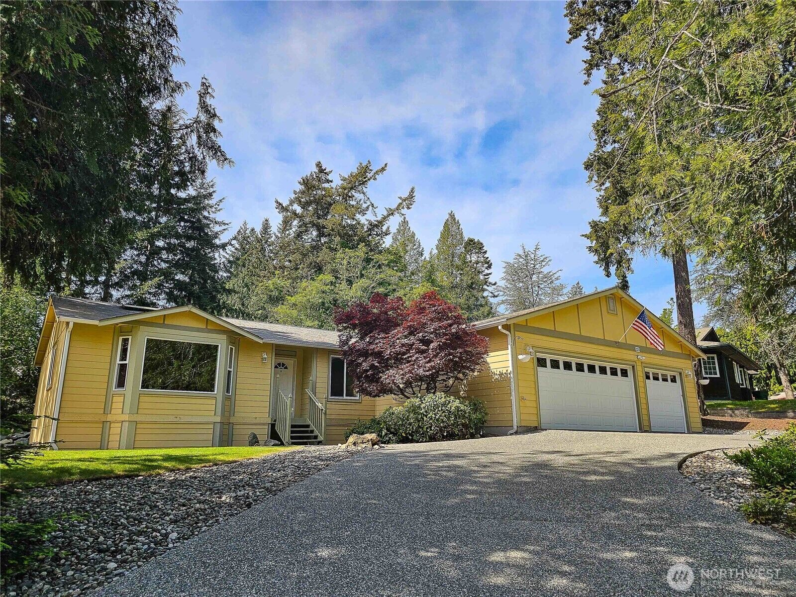 Property Photo:  325  Snohomish Drive  WA 98257 