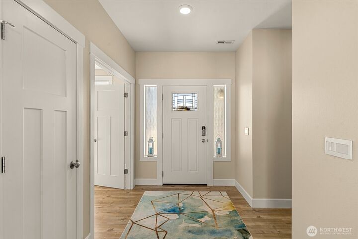 Property Photo:  36  Starlight Avenue  WA 98801 