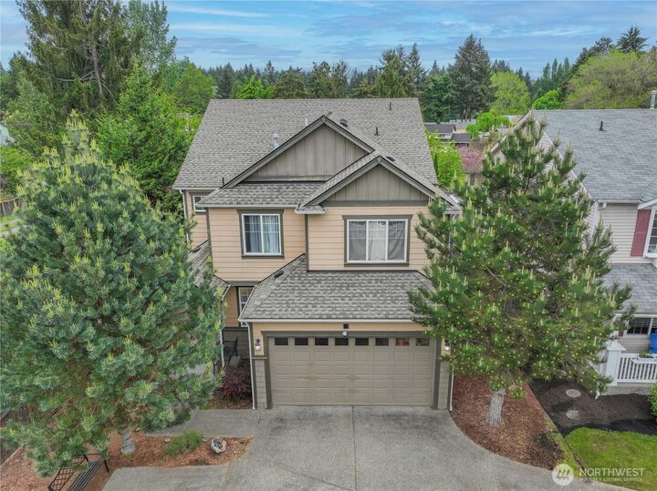 Property Photo: 5708 Arcarro Ct SE SE WA 98503