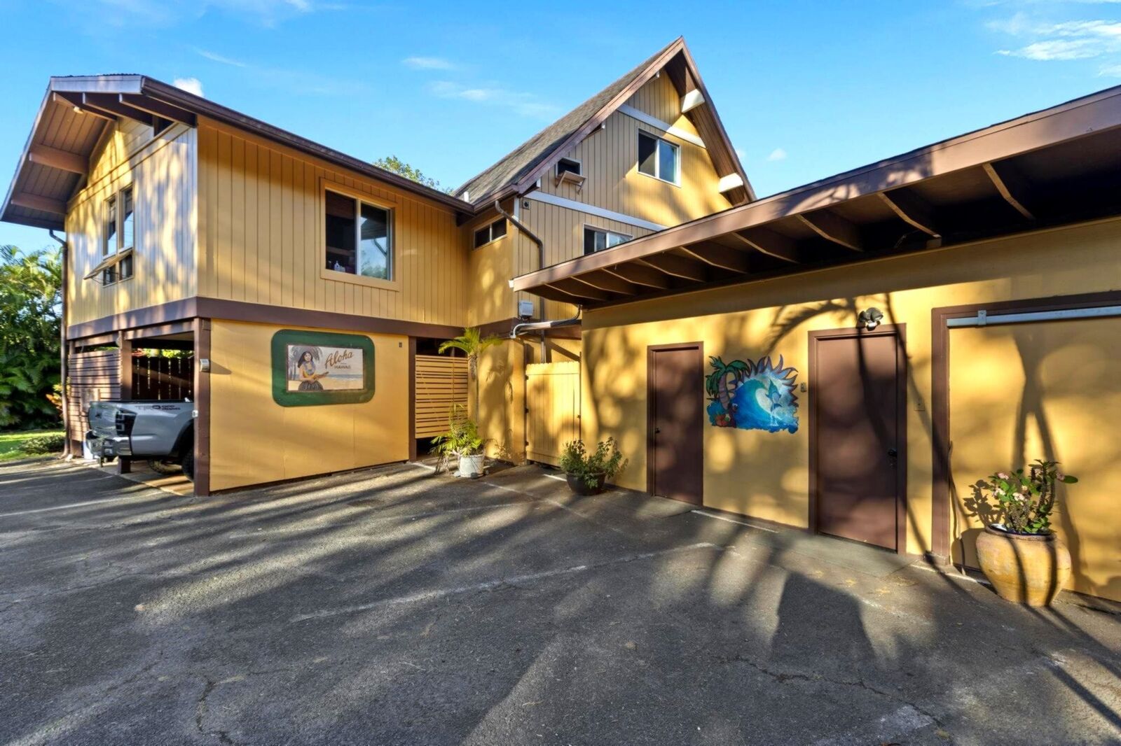 Property Photo:  105 E Kuiaha Rd  HI 96708 