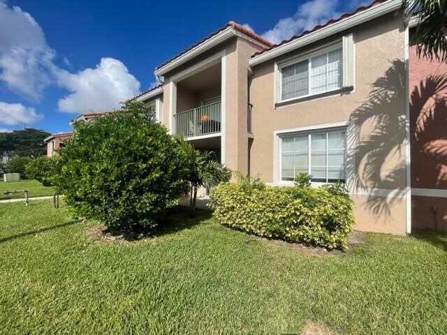 Property Photo:  7888 Sonoma Springs Circle 105  FL 33463 