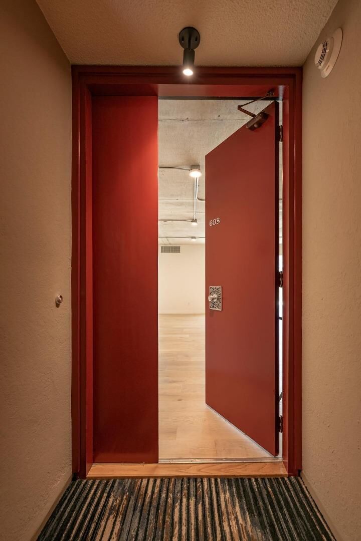 Property Photo:  101 Alma Street 608  CA 94301 