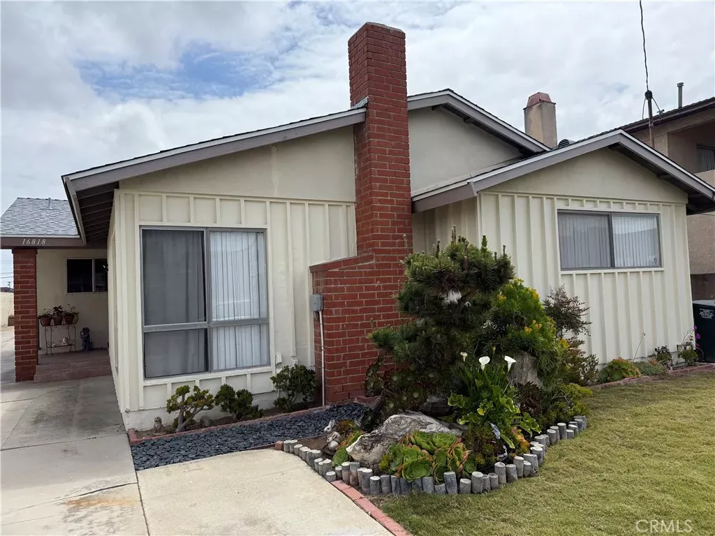 Property Photo:  16818 S Dalton Avenue  CA 90247 