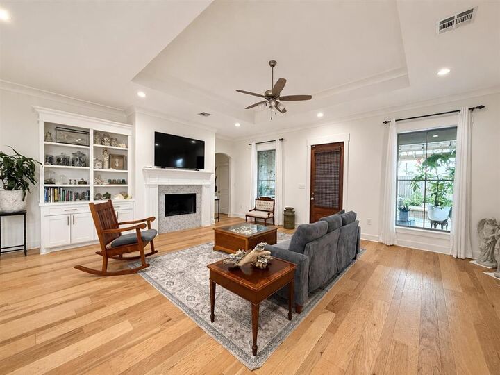 Property Photo:  602 Lionel Lane  LA 70605 