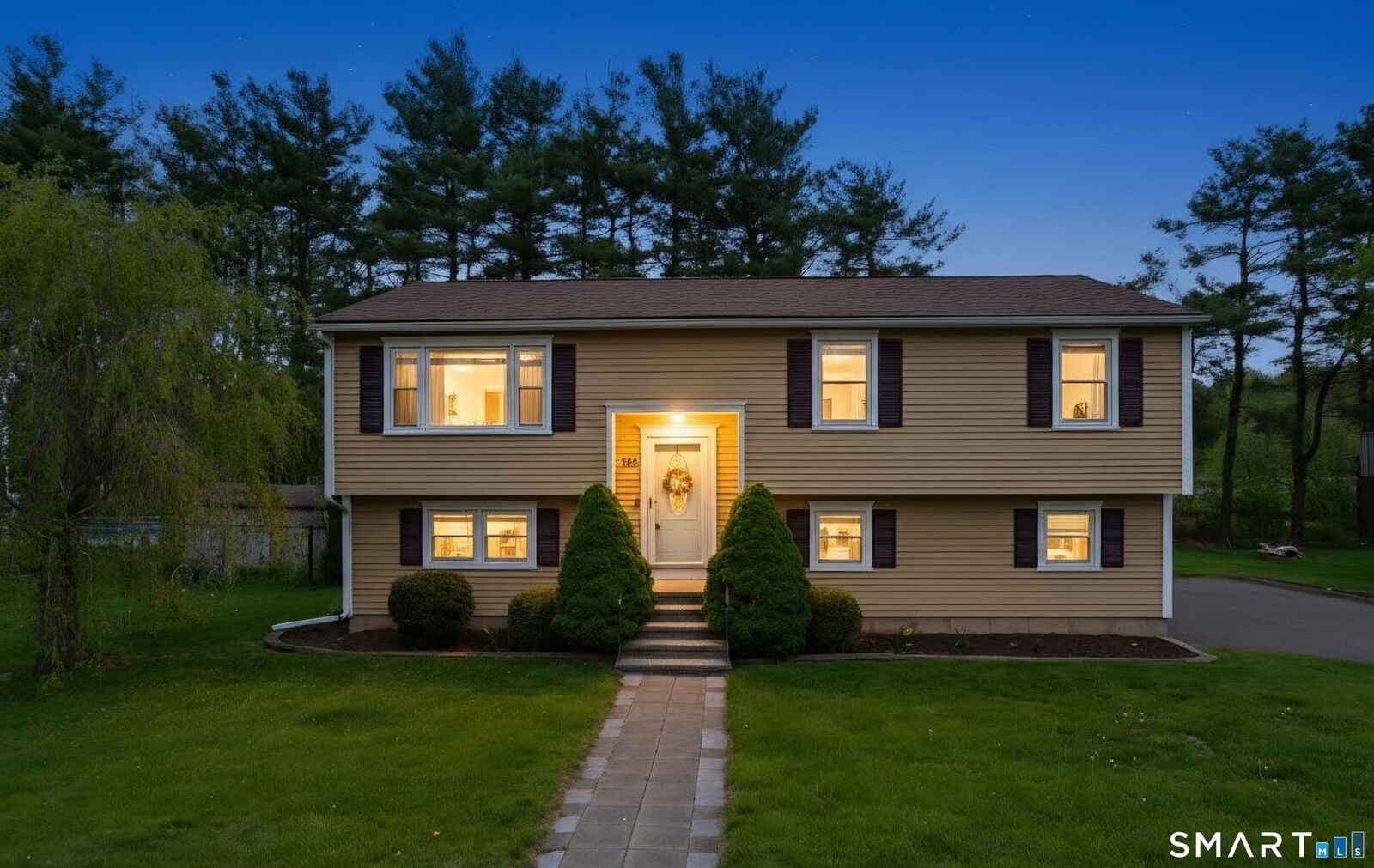 Property Photo:  126 Cartpath Drive  CT 06450 
