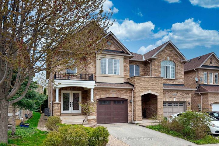 Property Photo: 2445 Felhaber Crescent ON L6H 7N8
