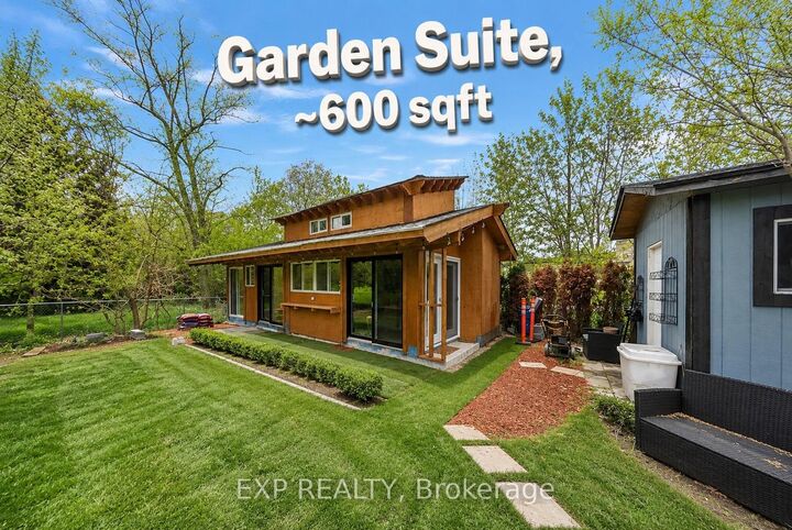 Property Photo: 58 Rutledge Road ON L5M 1H4