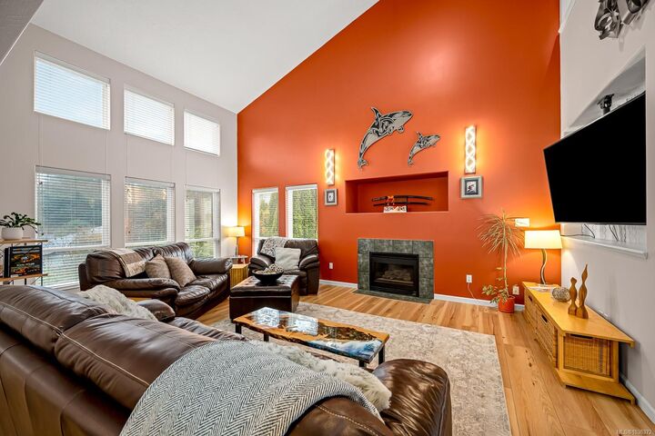 Property Photo:  1103 View Pl  BC V9N 9B6 
