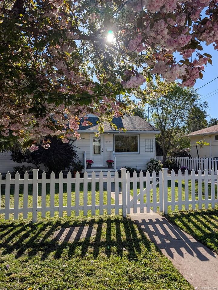 Property Photo:  1737 Amphion St  BC V8R 4Z8 