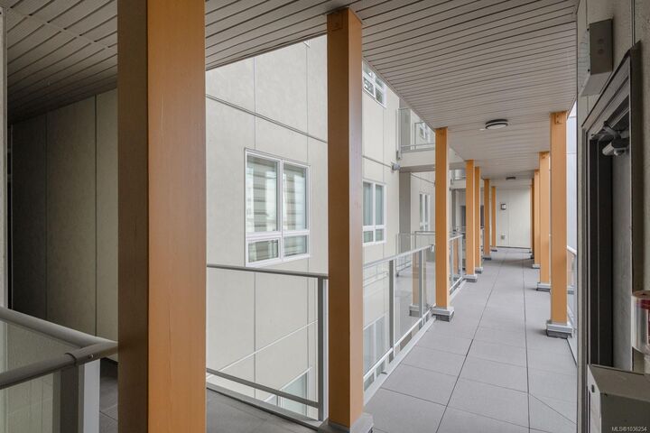 Property Photo:  10 Chapel St 303  BC V9R 5H2 