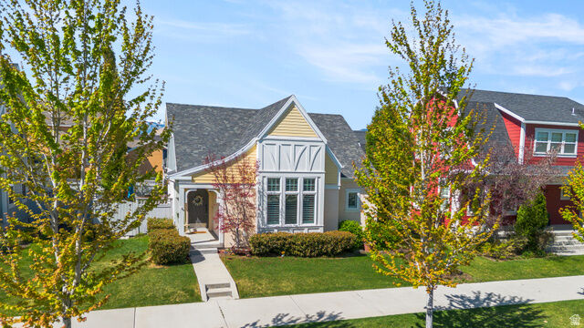 Property Photo:  10388 S Split Rock Dr W  UT 84095 