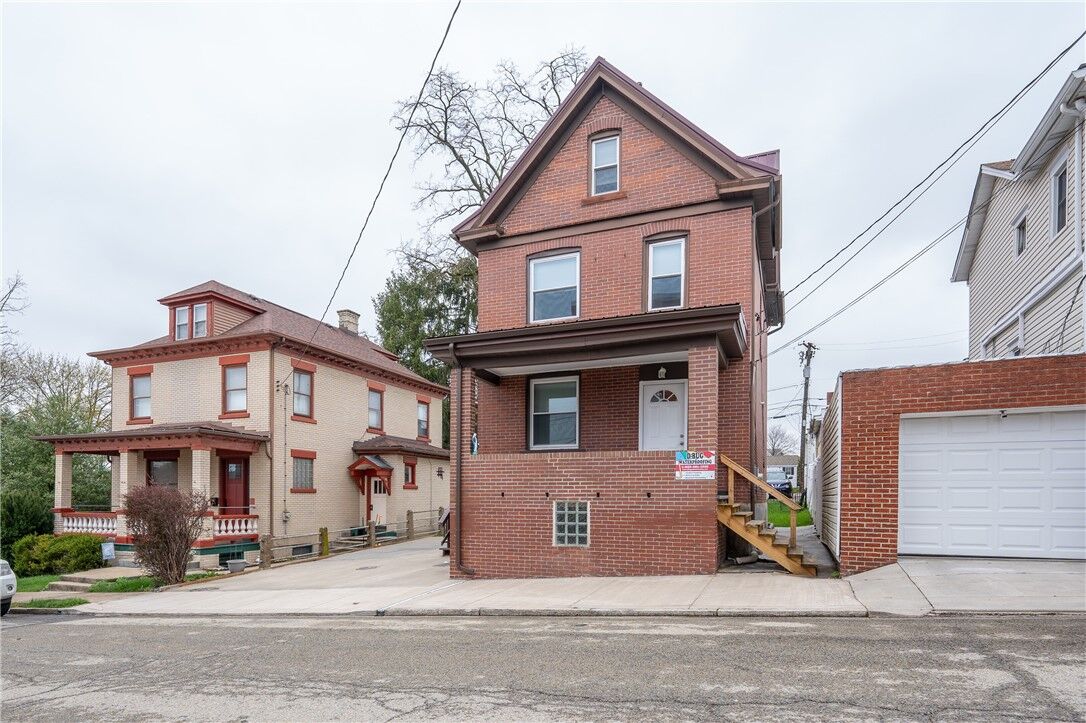 Property Photo: 447-449 Steck St PA 15601