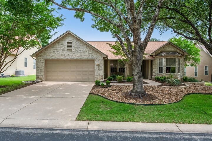 Property Photo: 122 Cold Springs Drive TX 78633