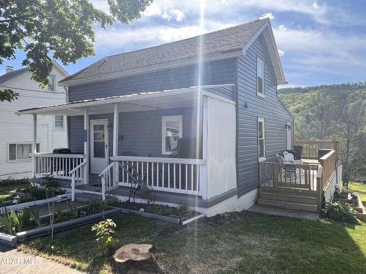 Property Photo:  732 Sugar Street  PA 16673 