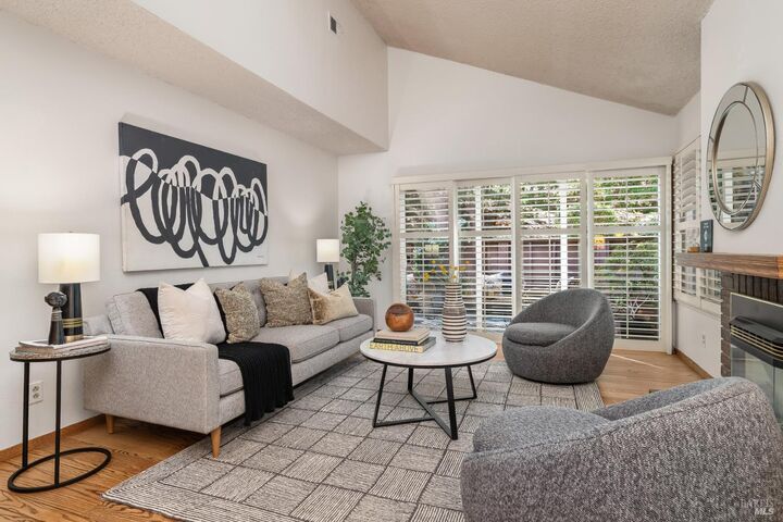 Property Photo:  4 California Condor Way  CA 94949 