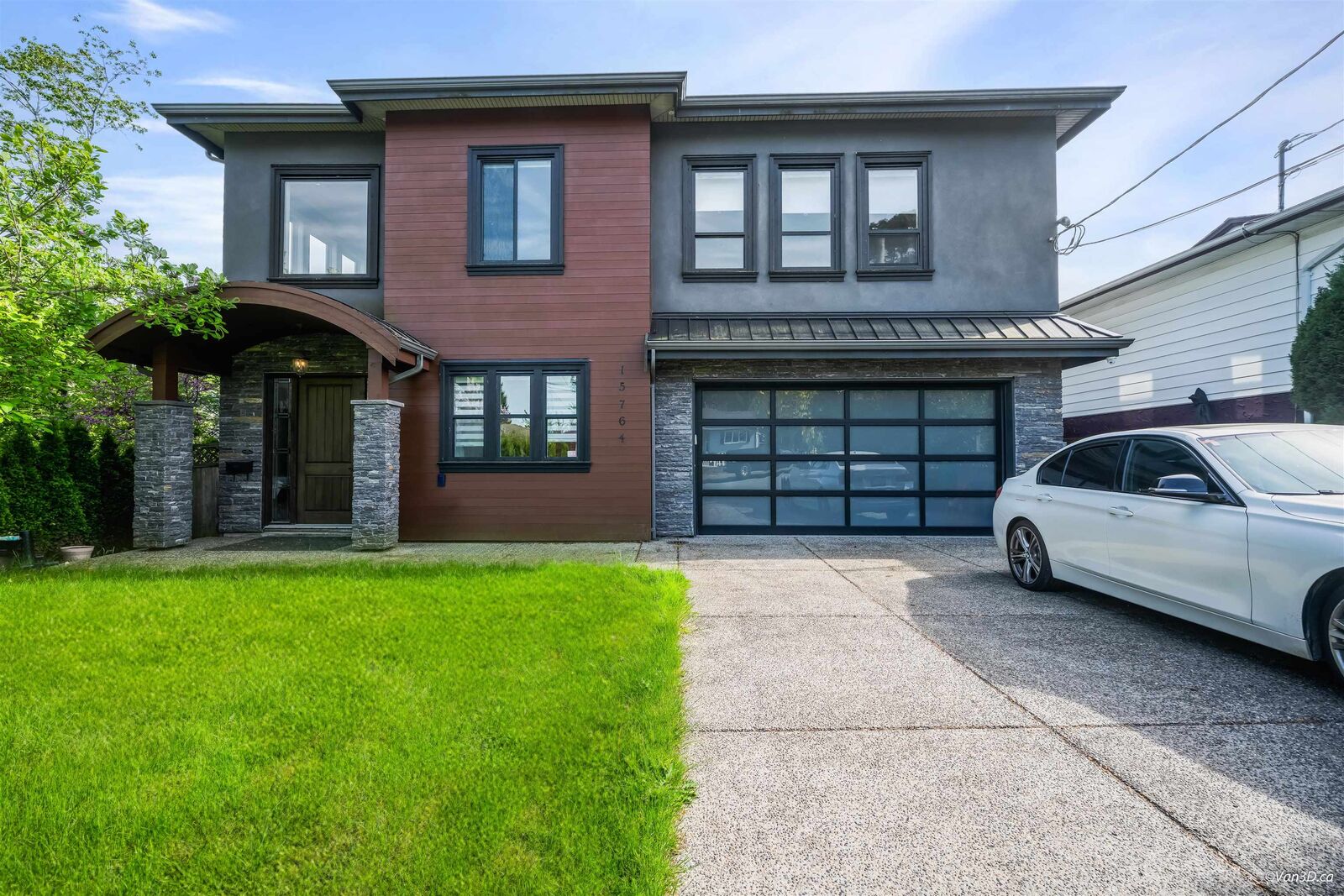 Property Photo:  15764 Buena Vista Avenue  BC V4B 2A1 