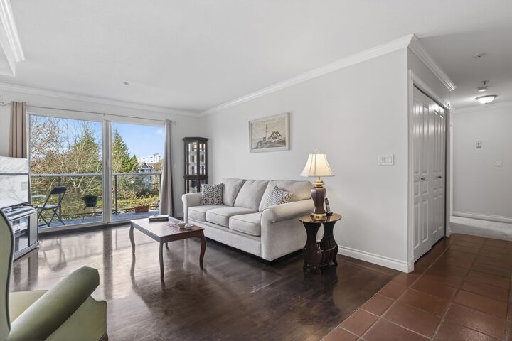 Property Photo: 20177 54A Avenue 314 BC V3A 3W6