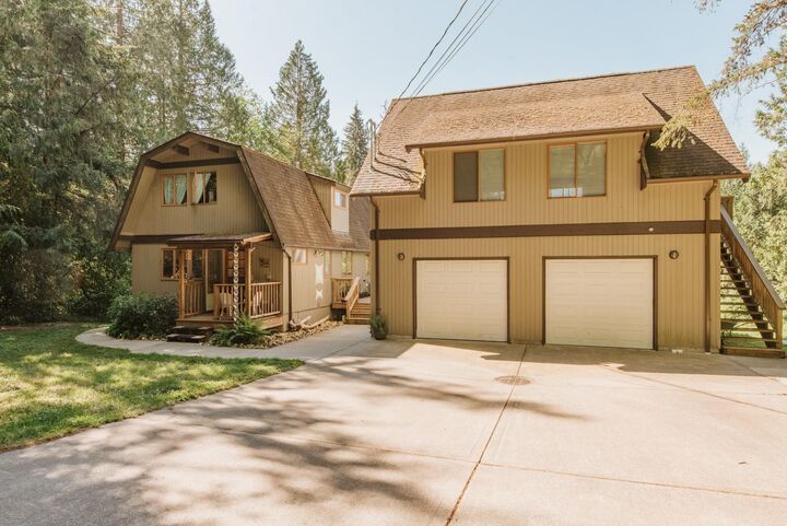 Property Photo: 2617 Sunshine Coast Highway BC V0N 2W4