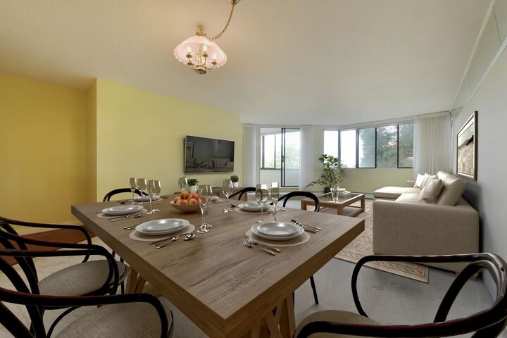 Property Photo: 1442 Foster Street 407 BC V4B 3X7