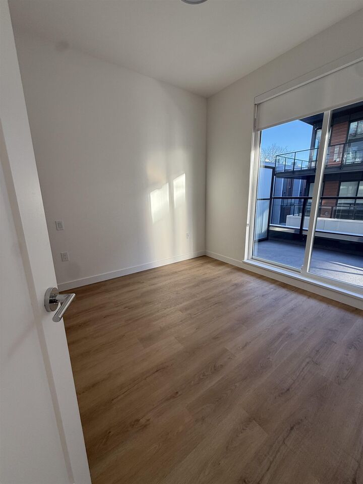 Property Photo:  600 Rochester Avenue 309  BC V3K 2V5 