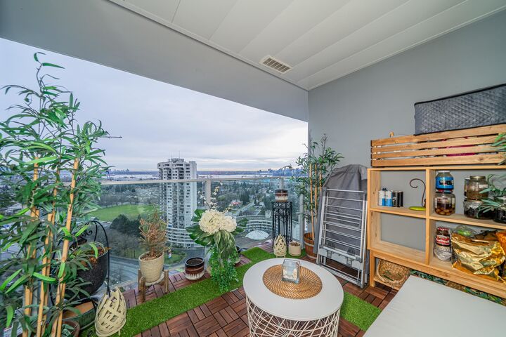 Property Photo: 1632 Lions Gate Lane 2102 BC V7P 0E2