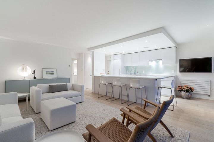 Property Photo:  150 24th Street 807  BC V7V 4G8 