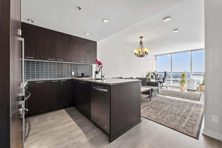 Property Photo: 2975 Atlantic Avenue 2506 BC V3B 0C5