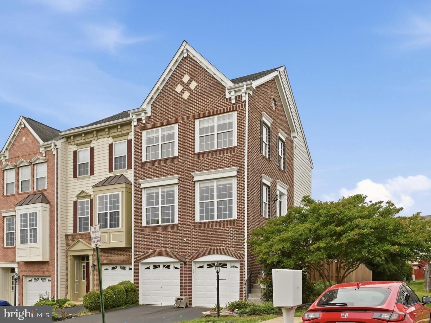 Property Photo:  509 Edmonton Terrace NE  VA 20176 