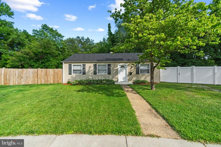 Property Photo:  1924 Norwich Road  MD 21061 