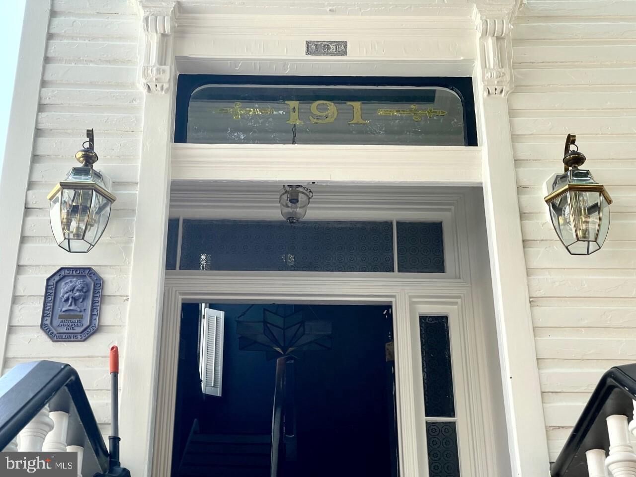 Property Photo:  191 Prince George Street E  MD 21401 