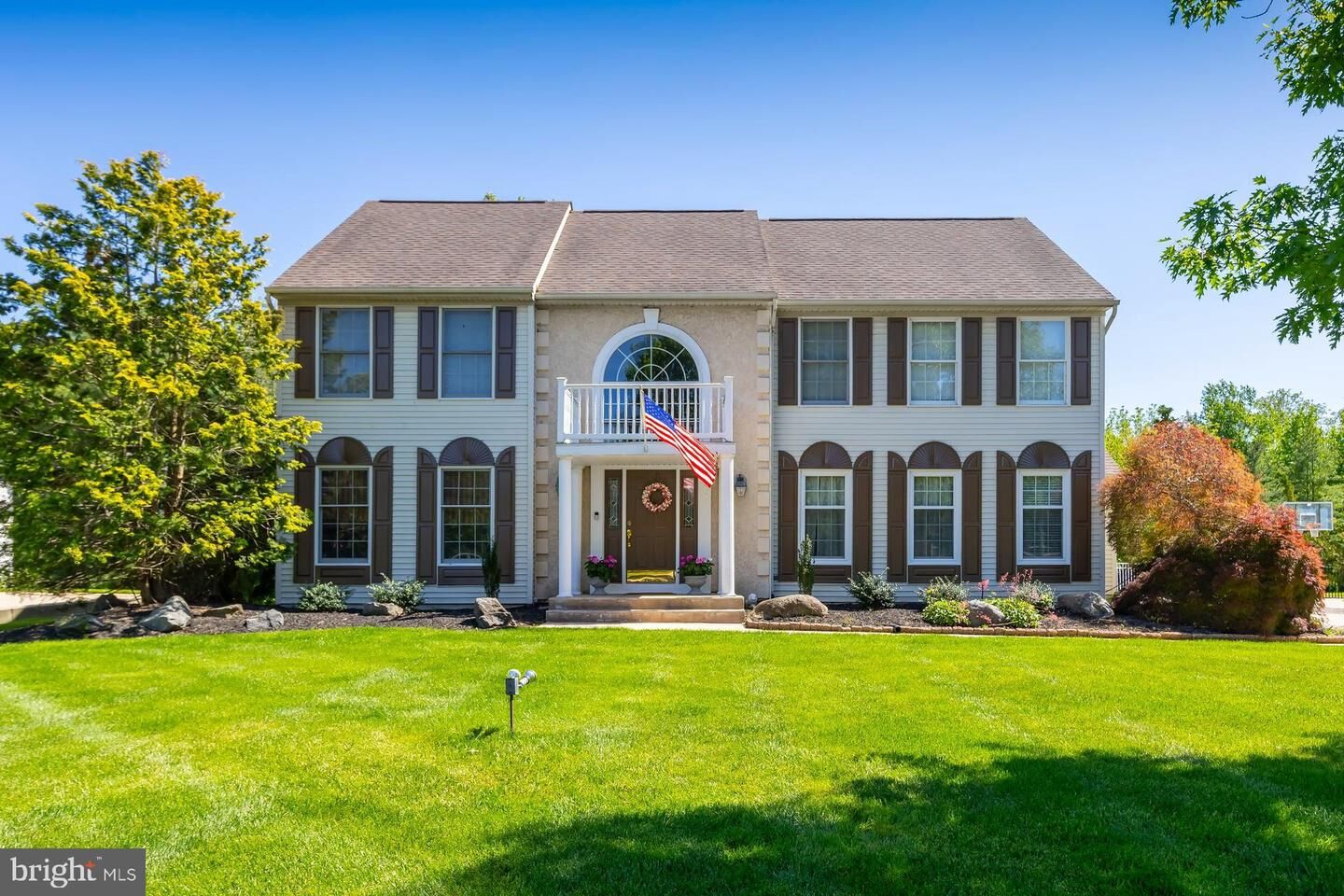 Property Photo:  12 Clearbrook Lane  NJ 08080 