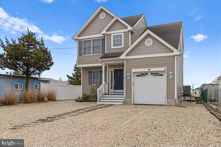 Property Photo:  3 Cranbury Lake Drive  NJ 08087 